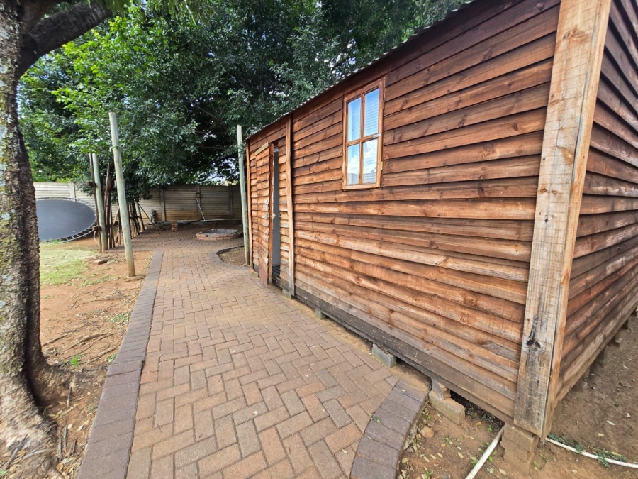 4 Bedroom Property for Sale in Dan Pienaar Free State